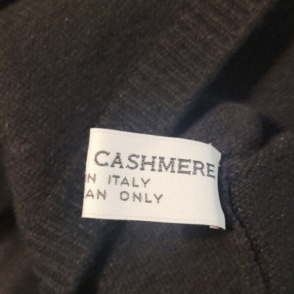 Nancy Von Riesen Cashmere Cape Sweater in Black. Same Day Shipping. - Picture 3 of 4